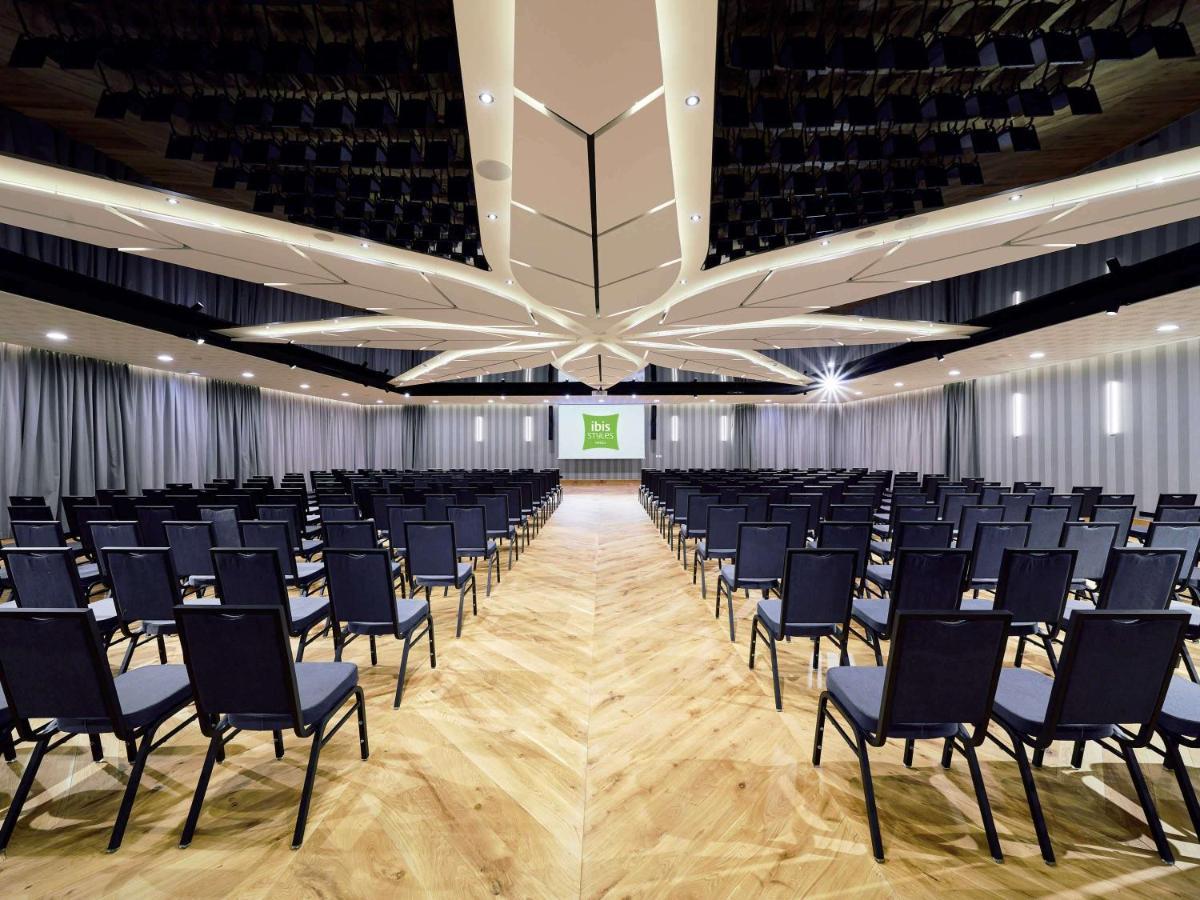 Ibis Styles Nowy Targ Exterior foto