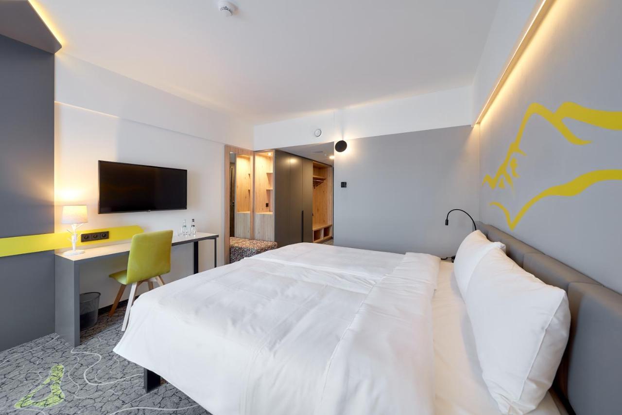 Ibis Styles Nowy Targ Exterior foto