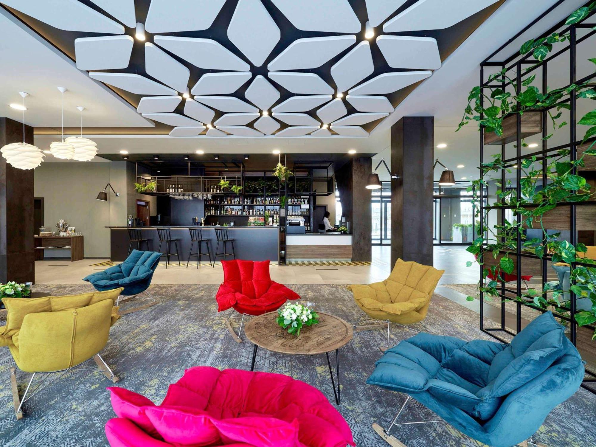Ibis Styles Nowy Targ Exterior foto