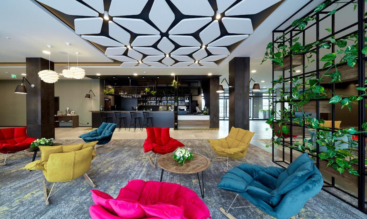 Ibis Styles Nowy Targ Exterior foto