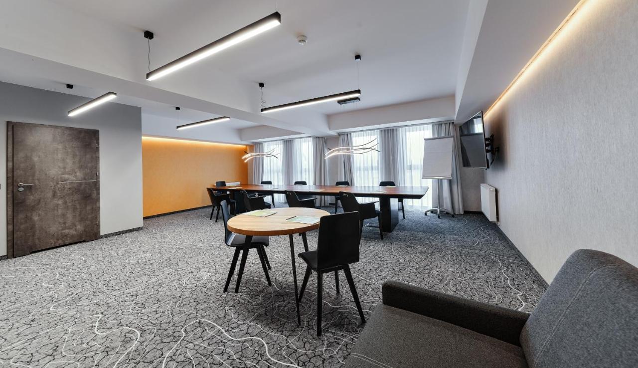 Ibis Styles Nowy Targ Exterior foto